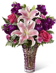 The FTD Timeless Elegance Bouquet 